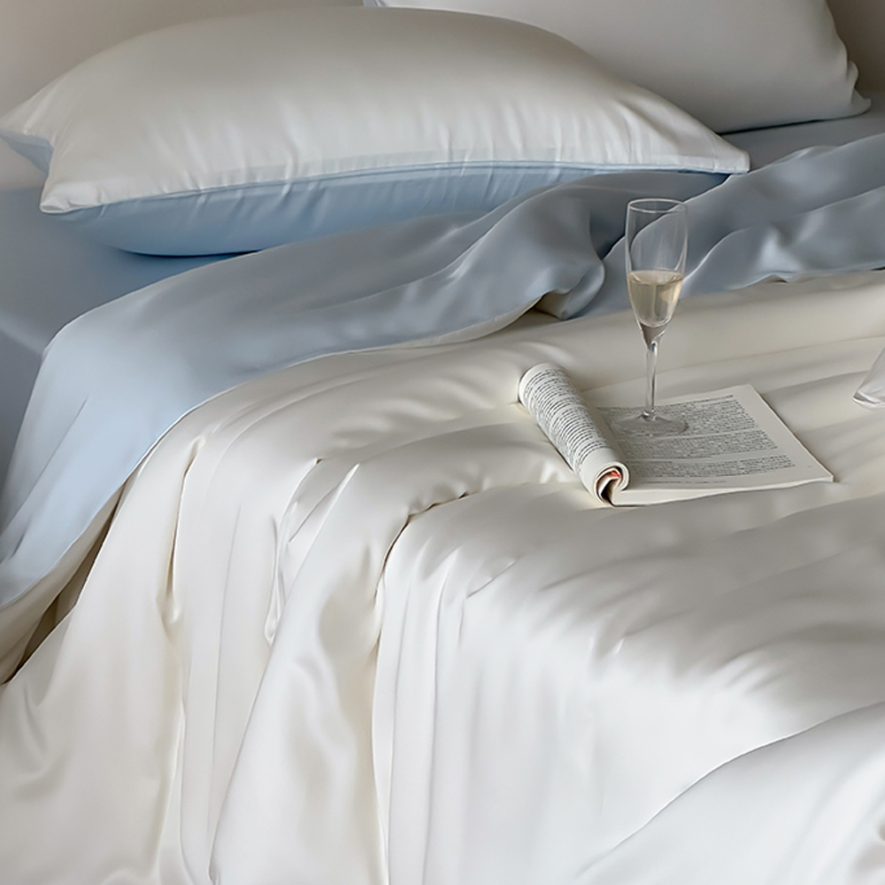 Liv-Esthete 100% Silk Duvet Co – обзор и цена Skincare Skin 1004